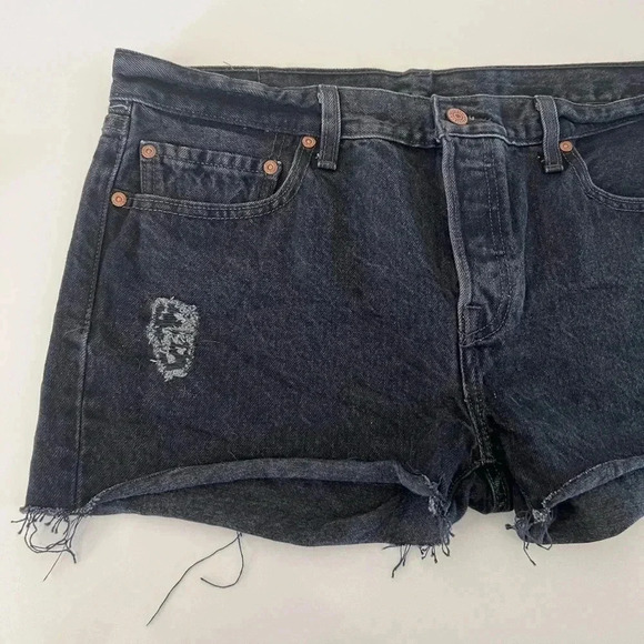 Levi's‎ 501 Black Button Fly Cutoff Denim Jean Shorts Size 30 - Picture 3 of 10
